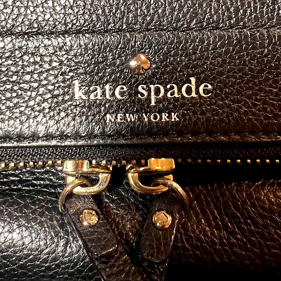 KATE SPADE Black Pebbled Leather Crossbody/Shoulder Bag in EUC!! - Picture 3 of 8